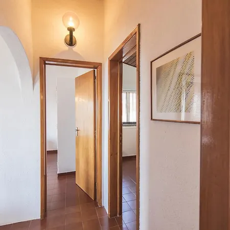 Malveira Ocean View Holidays Apartment *