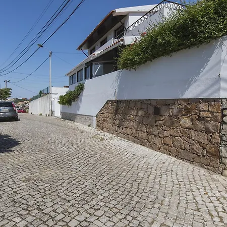 Malveira Ocean View Holidays Apartment *